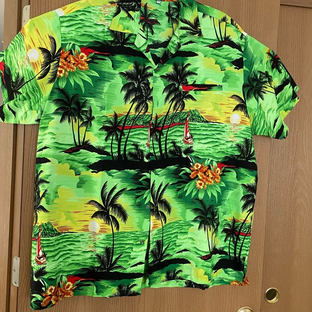 Tropical Green Hawaiian Shirt - Picture 6 of 6